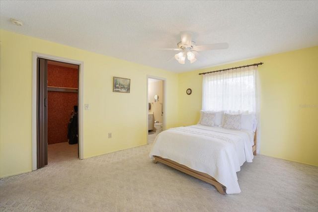 4438 NARRAGANSET TRAIL 98A, Sarasota, FL 34233