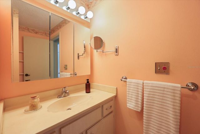 4438 NARRAGANSET TRAIL 98A, Sarasota, FL 34233