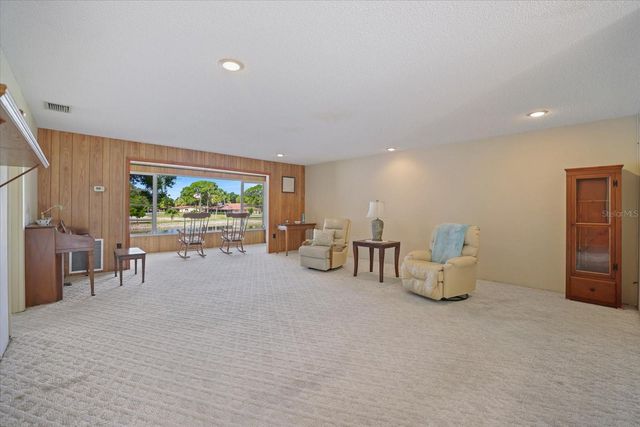 4438 NARRAGANSET TRAIL 98A, Sarasota, FL 34233
