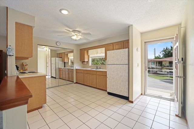 4438 NARRAGANSET TRAIL 98A, Sarasota, FL 34233