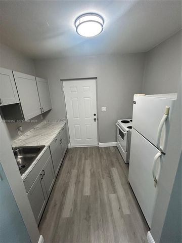 1740 NW 1st Place 5, Miami, FL 33136