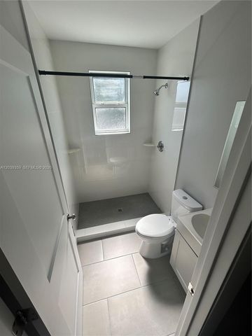 1740 NW 1st Place 5, Miami, FL 33136