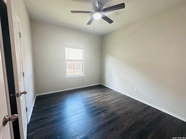 9224 Canyon Bnd Unit 2, Converse, TX 78109