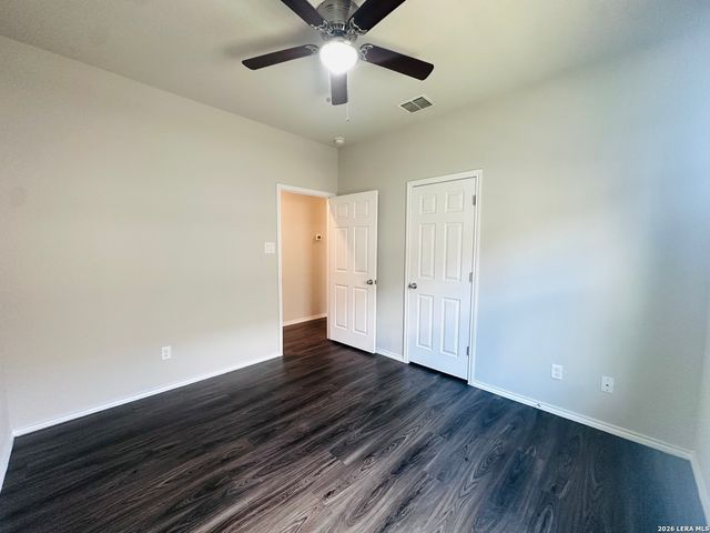 9224 Canyon Bnd Unit 2, Converse, TX 78109