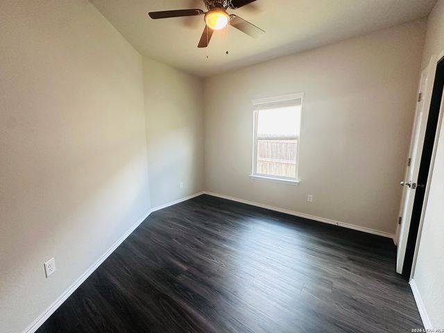 9224 Canyon Bnd Unit 2, Converse, TX 78109