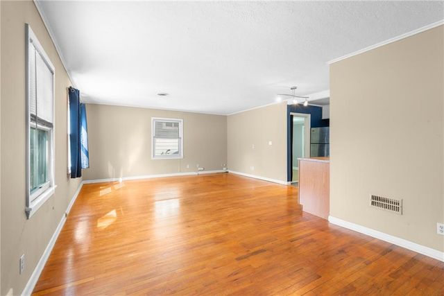 1444 E 24th Avenue, North Kansas City, MO 64116