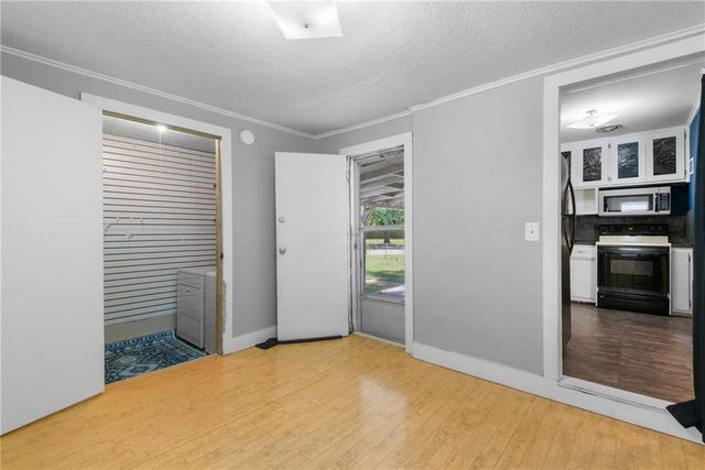 1444 E 24th Avenue, North Kansas City, MO 64116