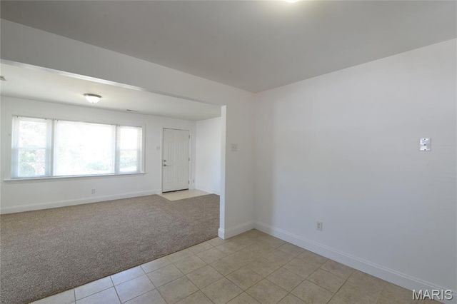10238 Breckenridge Road, St Ann, MO 63074