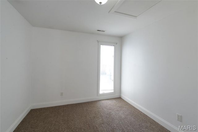 10238 Breckenridge Road, St Ann, MO 63074