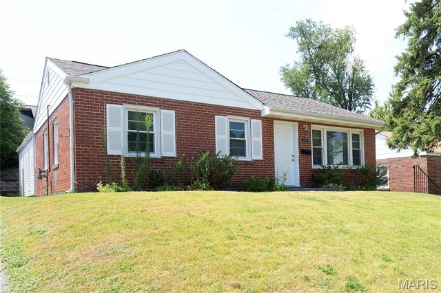 10238 Breckenridge Road, St Ann, MO 63074