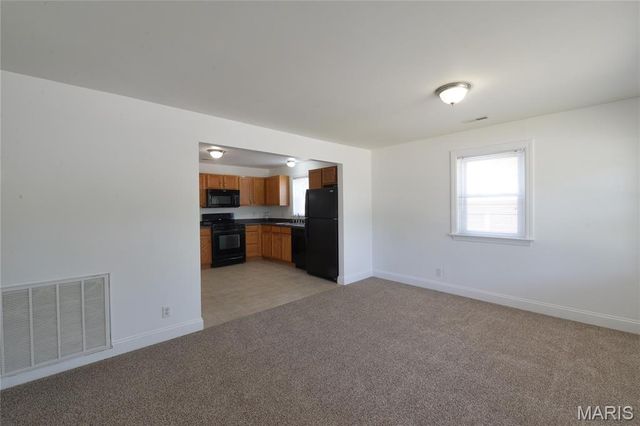 10238 Breckenridge Road, St Ann, MO 63074