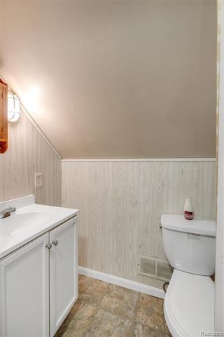 561 Hayes Street, Ypsilanti, MI 48198