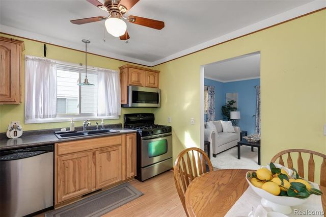 561 Hayes Street, Ypsilanti, MI 48198
