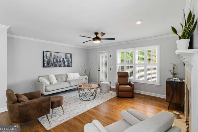902 Defoors Landing NW, Atlanta, GA 30318