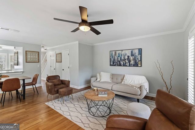 902 Defoors Landing NW, Atlanta, GA 30318