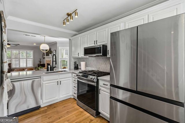 902 Defoors Landing NW, Atlanta, GA 30318