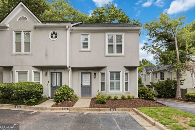 902 Defoors Landing NW, Atlanta, GA 30318