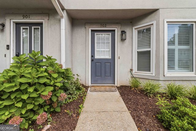 902 Defoors Landing NW, Atlanta, GA 30318