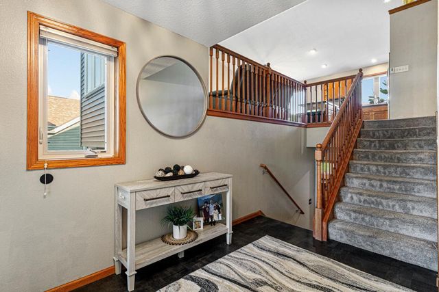 2505 30th Street NW, Faribault, MN 55021
