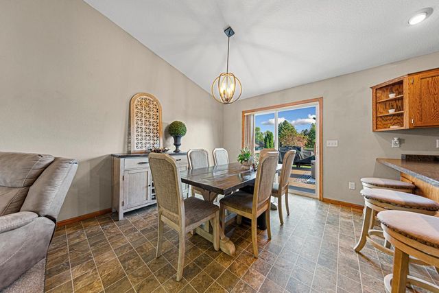 2505 30th Street NW, Faribault, MN 55021