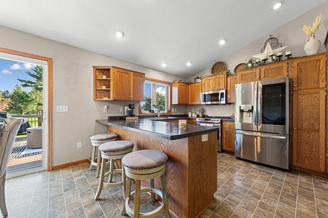 2505 30th Street NW, Faribault, MN 55021