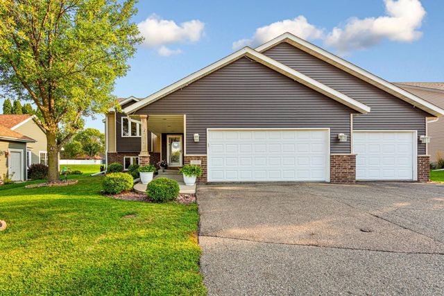 2505 30th Street NW, Faribault, MN 55021
