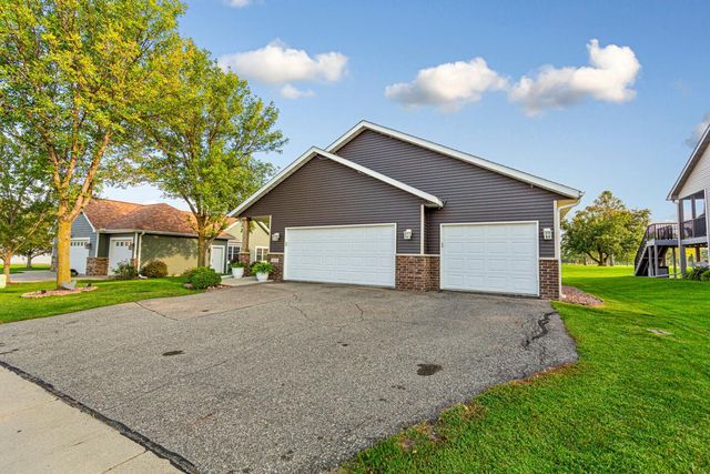 2505 30th Street NW, Faribault, MN 55021