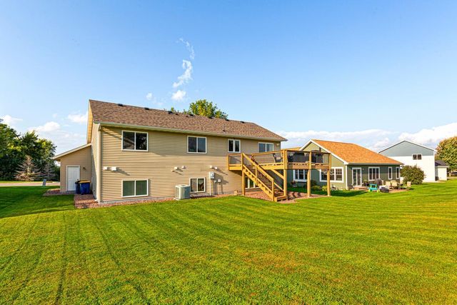 2505 30th Street NW, Faribault, MN 55021
