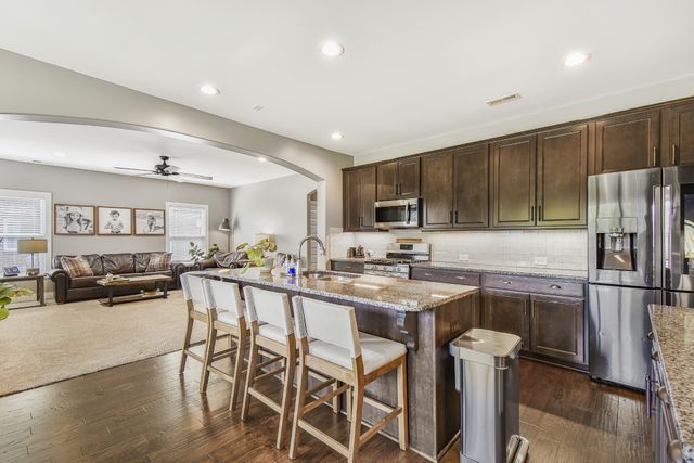 616 Lingering Way, Hendersonville, TN 37075