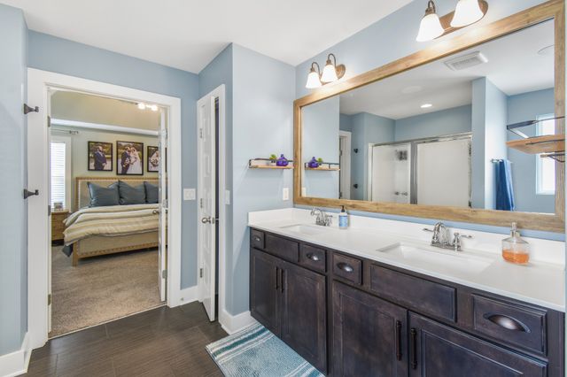 616 Lingering Way, Hendersonville, TN 37075