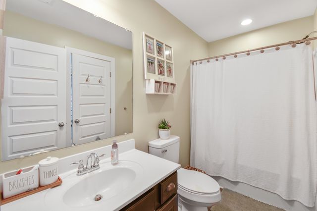 616 Lingering Way, Hendersonville, TN 37075