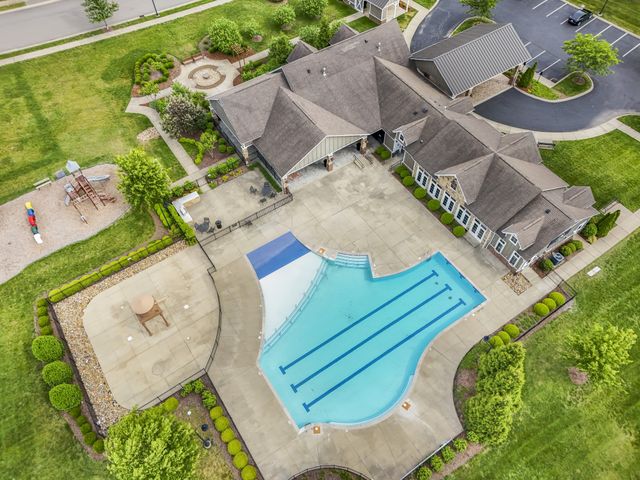 616 Lingering Way, Hendersonville, TN 37075