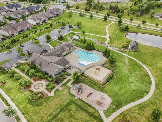 616 Lingering Way, Hendersonville, TN 37075