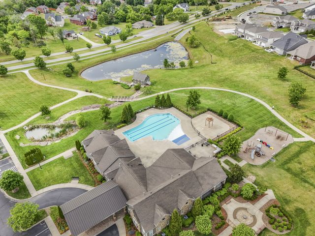 616 Lingering Way, Hendersonville, TN 37075