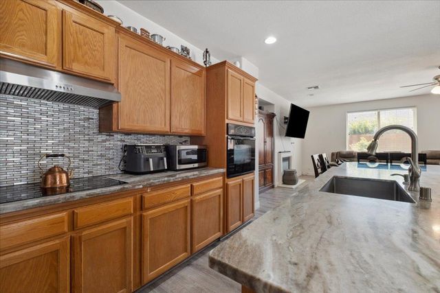 1314 Sutter Creek Ct, Patterson, CA 95363