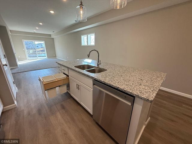 1532 Meadows Drive, East Bethel, MN 55005