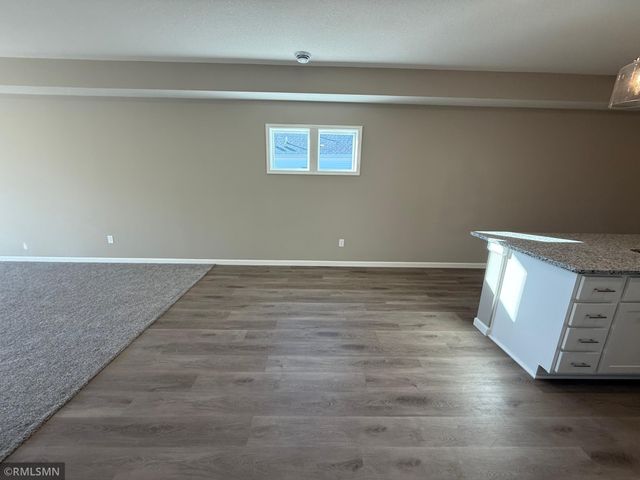 1532 Meadows Drive, East Bethel, MN 55005