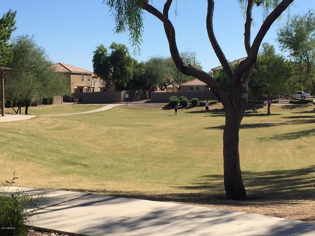 17041 W MARSHALL Lane, Surprise, AZ 85388