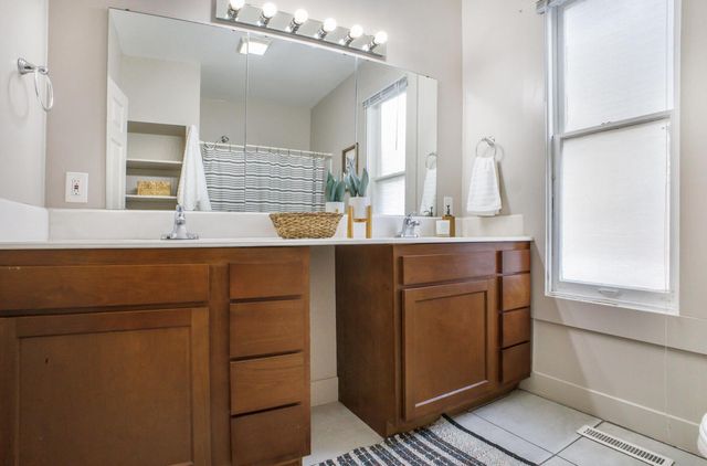 311 Robey Place SE, Grand Rapids, MI 49506