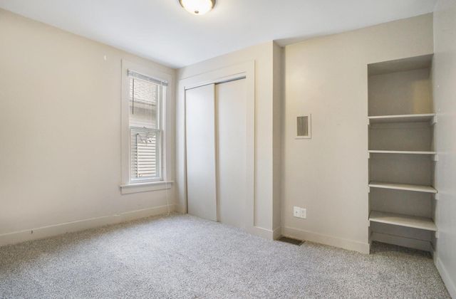 311 Robey Place SE, Grand Rapids, MI 49506