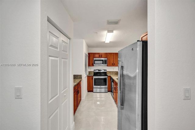 22511 SW 88th Place 624, Cutler Bay, FL 33190