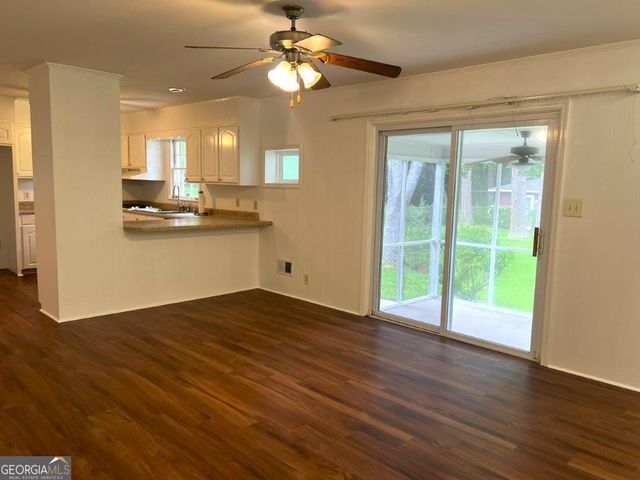 988 Hickory Ridge Drive, Macon, GA 31204