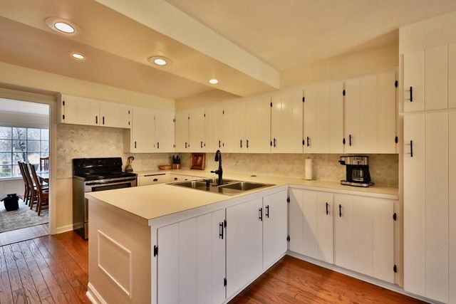 1651 E Ridge Road, Beloit, WI 53511