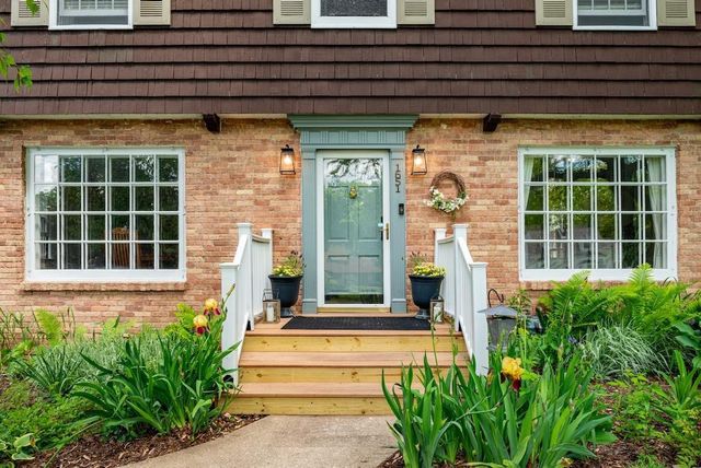 1651 E Ridge Road, Beloit, WI 53511