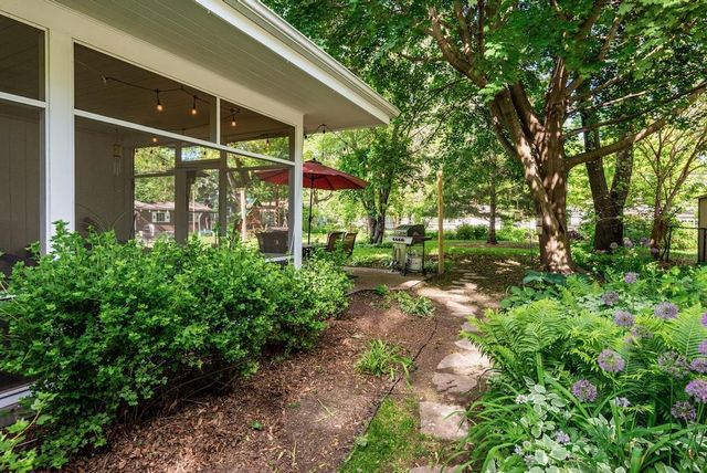 1651 E Ridge Road, Beloit, WI 53511