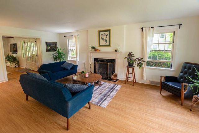 1651 E Ridge Road, Beloit, WI 53511