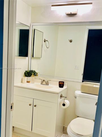 1010 Newcastle A 1010, Boca Raton, FL 33434