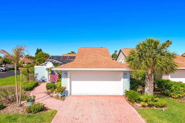 208 River Walk, Fort Pierce, FL 34949
