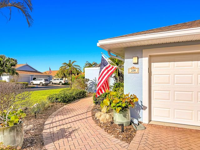 208 River Walk, Fort Pierce, FL 34949