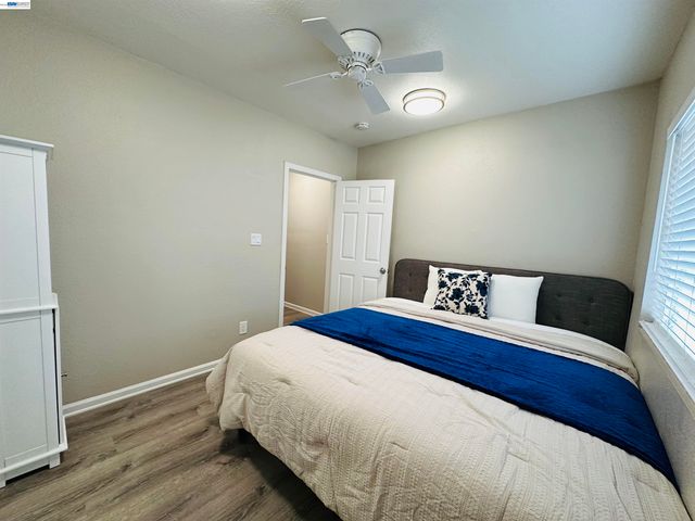 1249 88TH AVE, Oakland, CA 94621